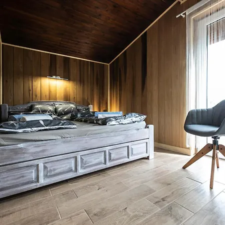 Nr8 Premium Vendeghaz Villa