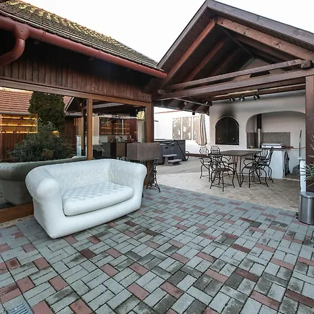 Nr8 Premium Vendeghaz Villa Mako