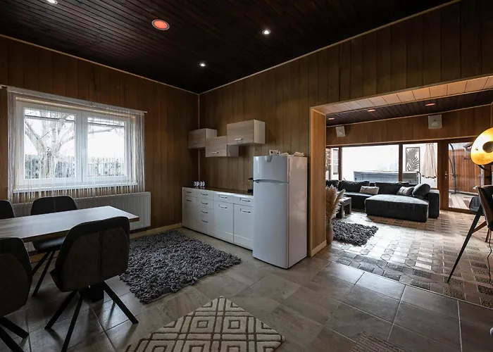 Nr8 Premium Vendeghaz Willa